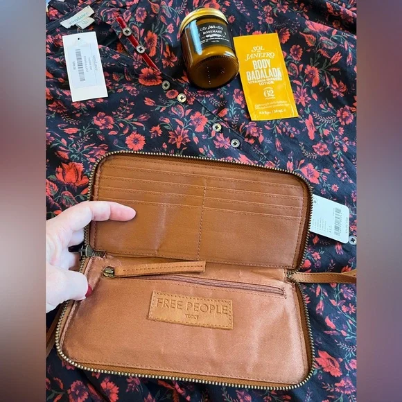 Sundance and Free People Bundle • $8 start for Christy G • four items included - Picture 5 of 7